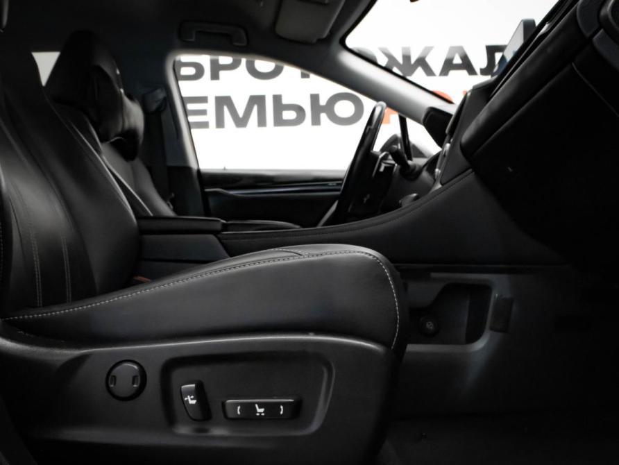 Lexus RX IV Рестайлинг Москва  - изображение 27