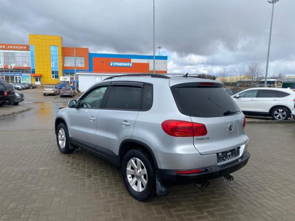 Volkswagen Tiguan I Рестайлинг с пробегом 2012 года, цена 1 000 000 рублей, 179484 км, внедорожник, Автокод Объявления