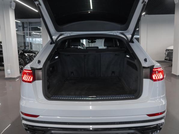 Audi Q8 I (4M) с пробегом 2018 года, цена 5 250 000 рублей, 187093 км, внедорожник, Автокод Объявления