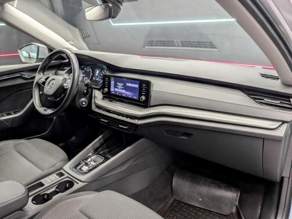Skoda Octavia IV (A8) с пробегом 2021 года, цена 2 195 000 рублей, 103998 км, лифтбек, Автокод Объявления