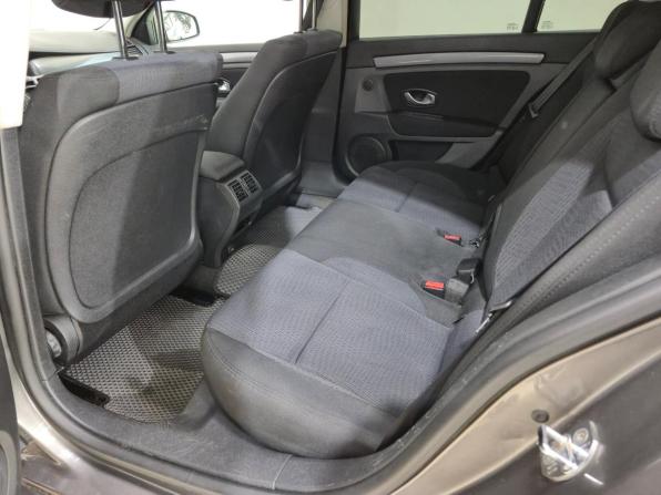 Renault Laguna III с пробегом 2009 года, цена 560 000 рублей, 270739 км, лифтбек, Автокод Объявления