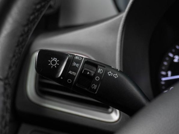 Hyundai Solaris II с пробегом 2017 года, цена 1 349 000 рублей, 140589 км, седан, Автокод Объявления