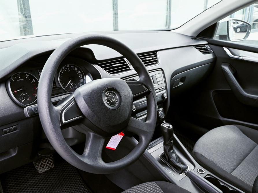 Skoda Octavia III (A7) Екатеринбург  - изображение 13