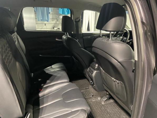 Hyundai Santa Fe IV Рестайлинг с пробегом 2021 года, цена 3 750 000 рублей, 93190 км, внедорожник, Автокод Объявления