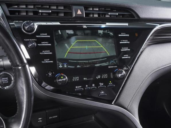 Toyota Camry VIII (XV70) с пробегом 2018 года, цена 2 850 000 рублей, 96437 км, седан, Автокод Объявления
