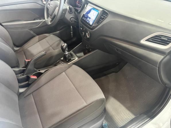 Hyundai Solaris II с пробегом 2019 года, цена 1 469 000 рублей, 65892 км, седан, Автокод Объявления