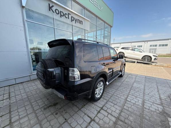 Mitsubishi Pajero IV Рестайлинг 1 с пробегом 2013 года, цена 2 241 000 рублей, 88776 км, внедорожник, Автокод Объявления