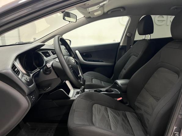 Kia Ceed II с пробегом 2013 года, цена 860 000 рублей, 143314 км, хэтчбек, Автокод Объявления
