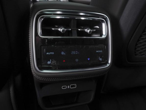 Geely Monjaro I Рестайлинг 2 с пробегом 2026 года, цена 4 570 000 рублей, 34 км, внедорожник, Автокод Объявления