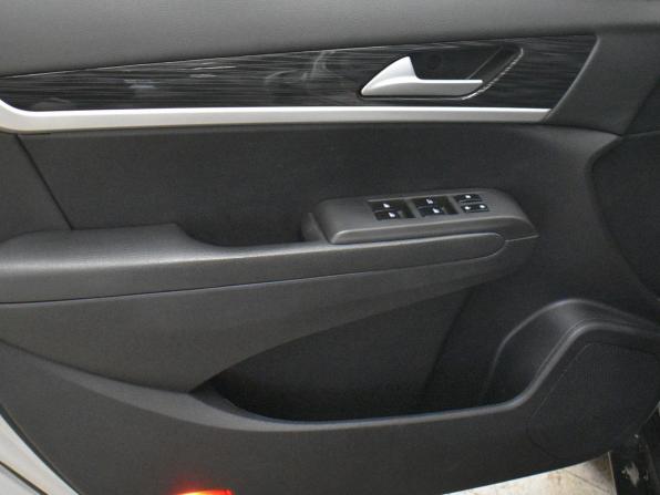 Dongfeng AX7 I с пробегом 2018 года, цена 1 259 000 рублей, 66572 км, внедорожник, Автокод Объявления