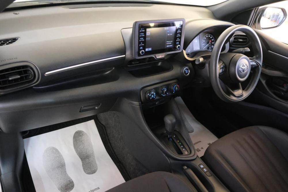 Toyota Yaris IV Омск  - изображение 19