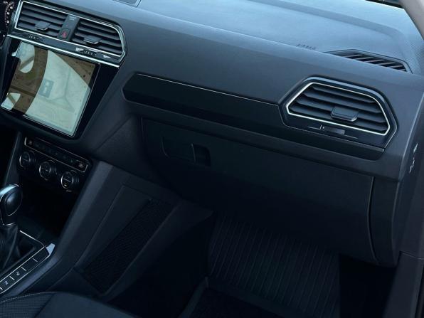 Volkswagen Tiguan II с пробегом 2018 года, цена 2 300 000 рублей, 202289 км, внедорожник, Автокод Объявления