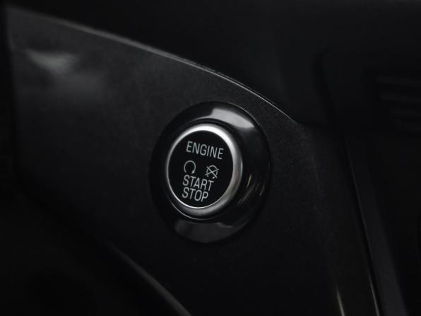 Ford Kuga II Рестайлинг с пробегом 2017 года, цена 1 649 777 рублей, 64937 км, внедорожник, Автокод Объявления