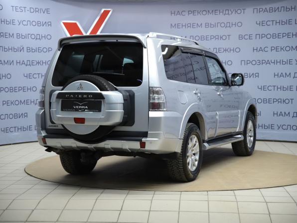 Mitsubishi Pajero IV Рестайлинг 1 с пробегом 2011 года, цена 1 500 000 рублей, 215823 км, внедорожник, Автокод Объявления