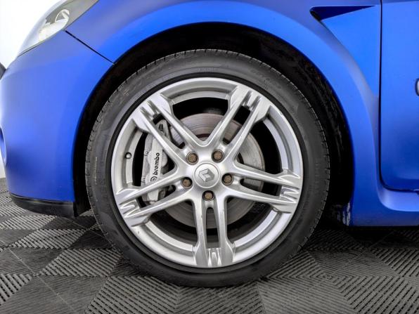Renault Clio RS III с пробегом 2008 года, цена 1 130 000 рублей, 136439 км, хэтчбек, Автокод Объявления