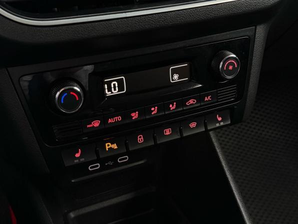 Volkswagen Polo VI с пробегом 2021 года, цена 1 410 000 рублей, 118115 км, лифтбек, Автокод Объявления