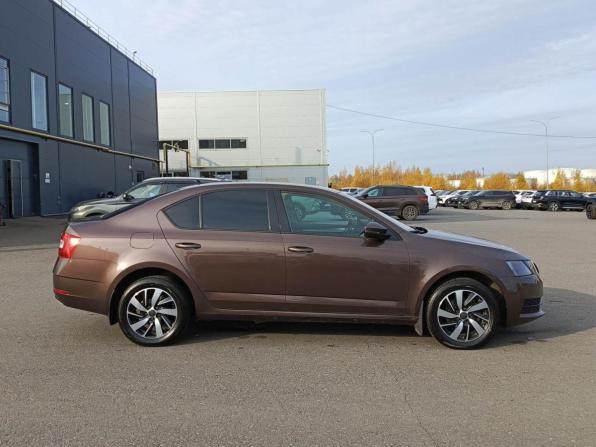 Skoda Octavia III (A7) Рестайлинг с пробегом 2017 года, цена 1 447 000 рублей, 170057 км, лифтбек, Автокод Объявления
