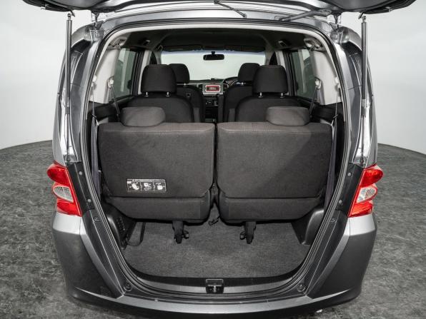 Honda Freed I с пробегом 2011 года, цена 990 500 рублей, 153498 км, компактвэн, Автокод Объявления