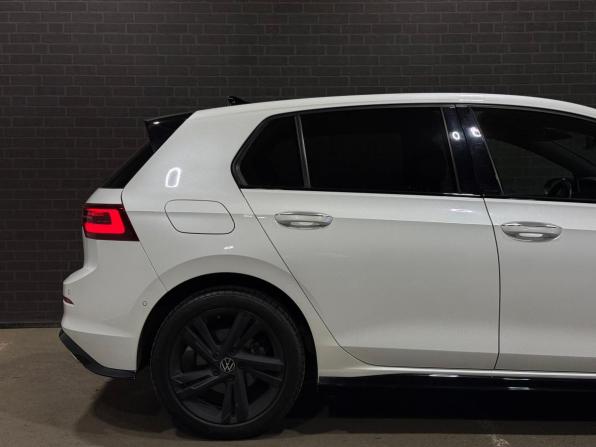 Volkswagen Golf VII Рестайлинг с пробегом 2021 года, цена 2 799 000 рублей, 47372 км, хэтчбек, Автокод Объявления