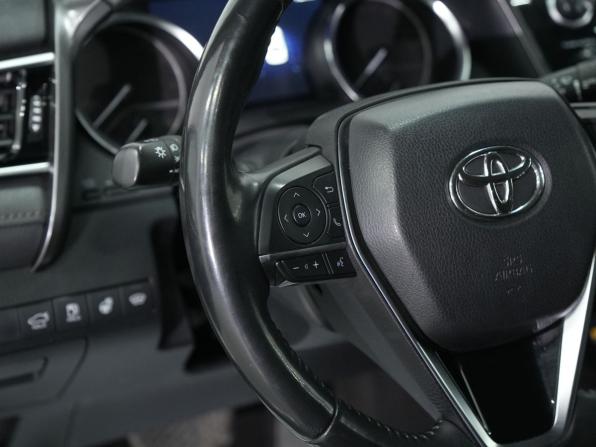 Toyota Camry VIII (XV70) с пробегом 2020 года, цена 2 960 000 рублей, 88600 км, седан, Автокод Объявления