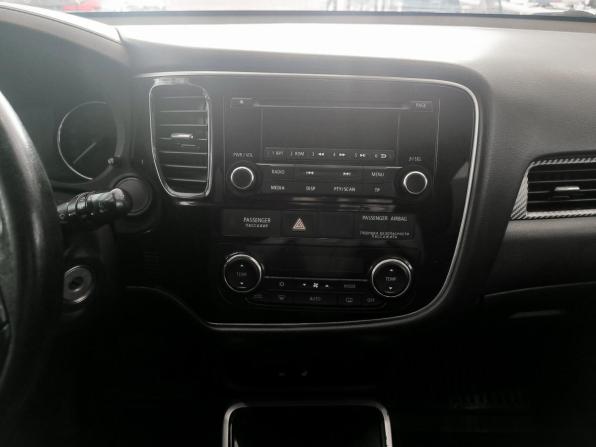 Mitsubishi Outlander III Рестайлинг 3 с пробегом 2018 года, цена 1 630 000 рублей, 200290 км, внедорожник, Автокод Объявления
