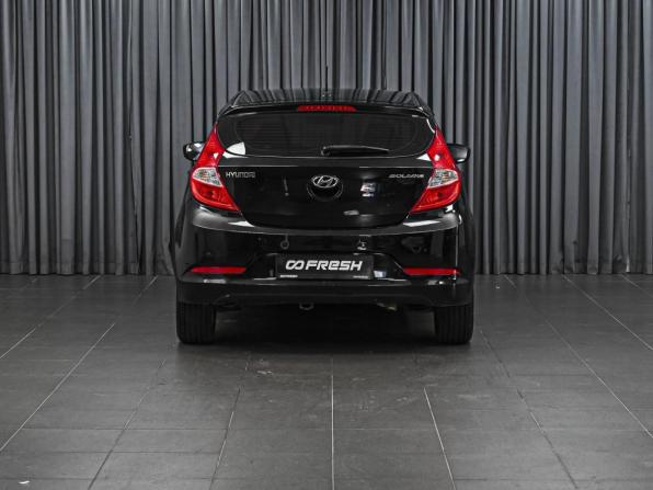 Hyundai Solaris I Рестайлинг с пробегом 2015 года, цена 889 000 рублей, 173408 км, хэтчбек, Автокод Объявления