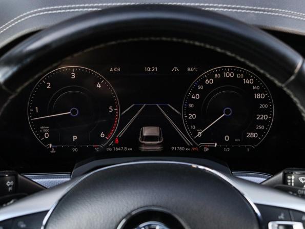 Volkswagen Touareg III с пробегом 2019 года, цена 5 400 000 рублей, 91779 км, внедорожник, Автокод Объявления