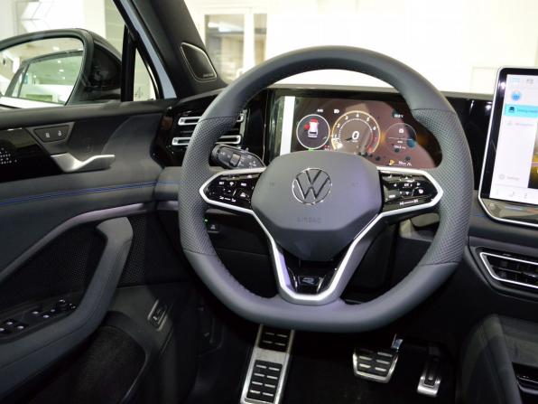 Volkswagen Tiguan III (China Market) с пробегом 2026 года, цена 4 999 000 рублей, 40 км, внедорожник, Автокод Объявления