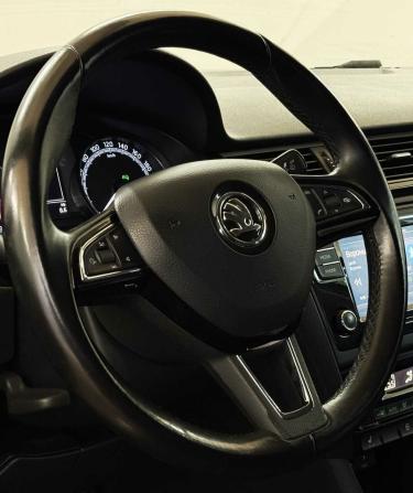 Skoda Rapid I Рестайлинг с пробегом 2017 года, цена 1 245 000 рублей, 151519 км, лифтбек, Автокод Объявления