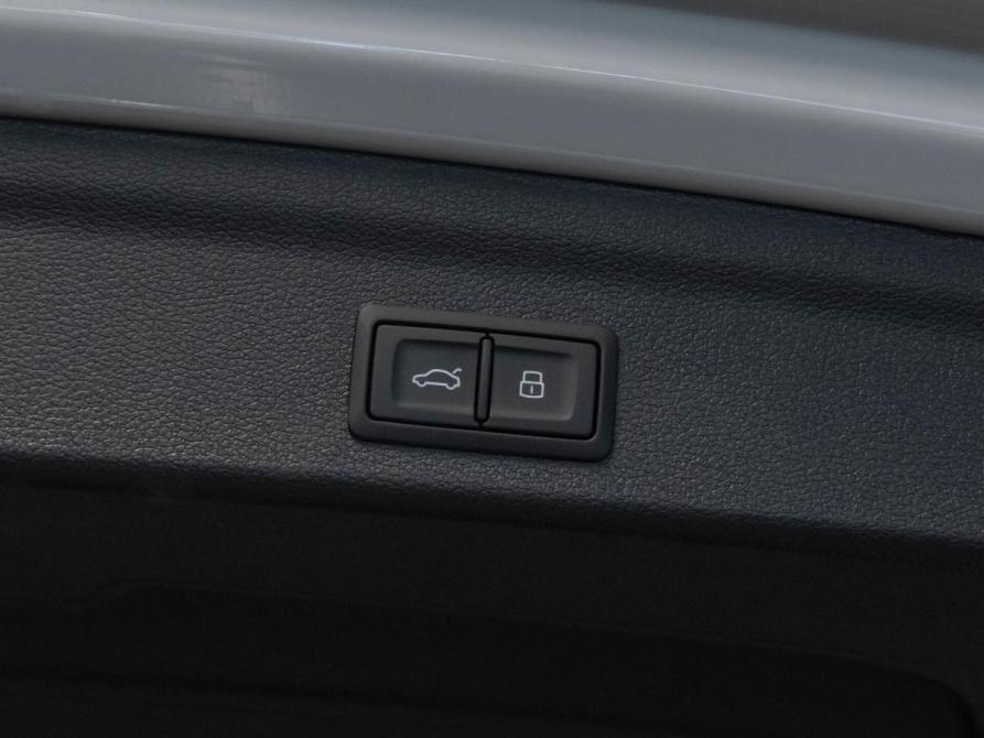 Audi Q3 II (F3) Москва  - изображение 25