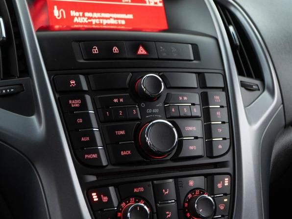 Opel Astra J Рестайлинг с пробегом 2013 года, цена 719 050 рублей, 282550 км, универсал, Автокод Объявления