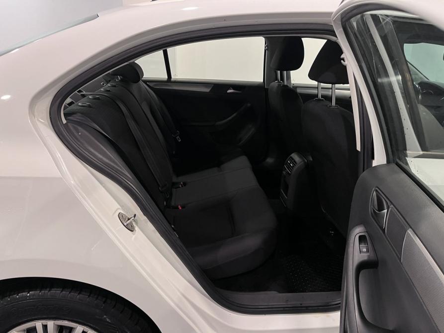 Volkswagen Jetta VI Рестайлинг Чебоксары  - изображение 17