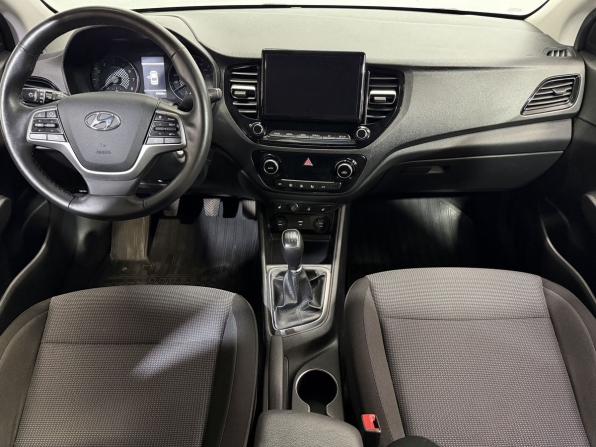 Hyundai Solaris II Рестайлинг с пробегом 2021 года, цена 1 589 000 рублей, 89685 км, седан, Автокод Объявления