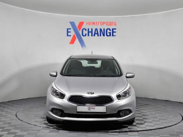 Kia Ceed II с пробегом 2014 года, цена 1 350 000 рублей, 37359 км, хэтчбек, Автокод Объявления