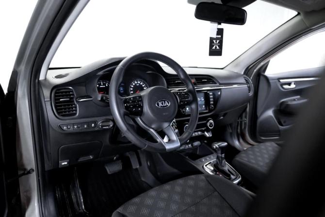 Kia Rio IV с пробегом 2018 года, цена 1 399 000 рублей, 128000 км, седан, Автокод Объявления