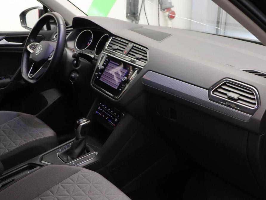 Volkswagen Tiguan II Рестайлинг Москва  - изображение 21
