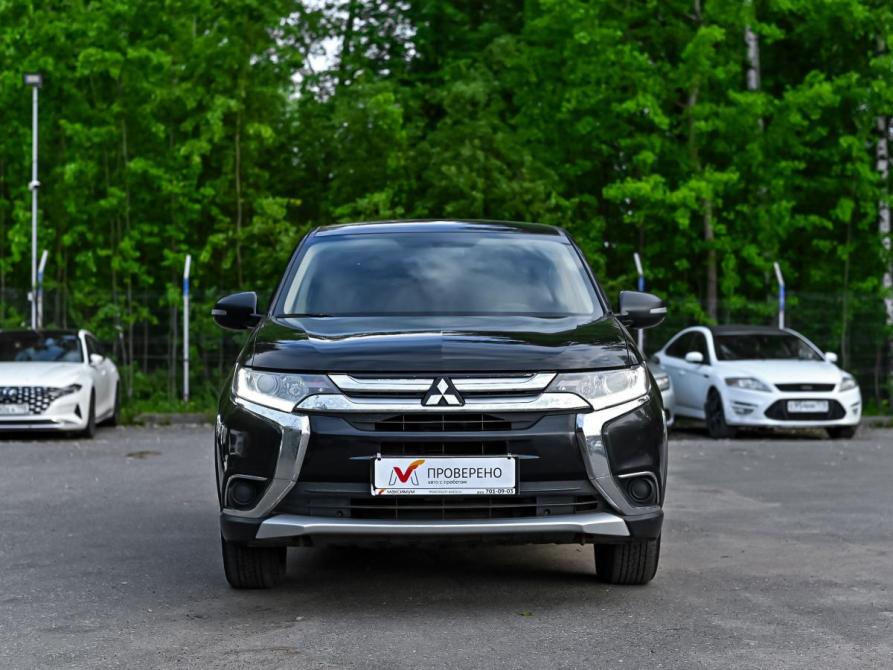 Mitsubishi Outlander III Рестайлинг Санкт-Петербург  - изображение 3