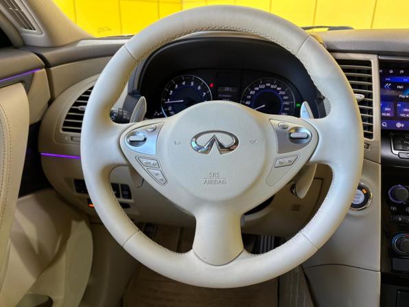 Infiniti QX70 с пробегом 2014 года, цена 2 199 000 рублей, 126000 км, внедорожник, Автокод Объявления