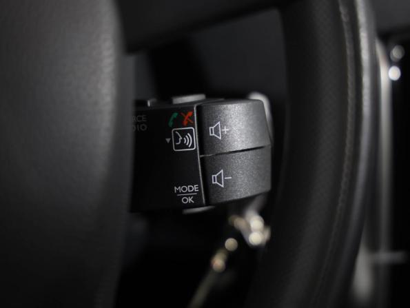 Nissan Terrano III (D10) с пробегом 2019 года, цена 1 469 000 рублей, 102319 км, внедорожник, Автокод Объявления