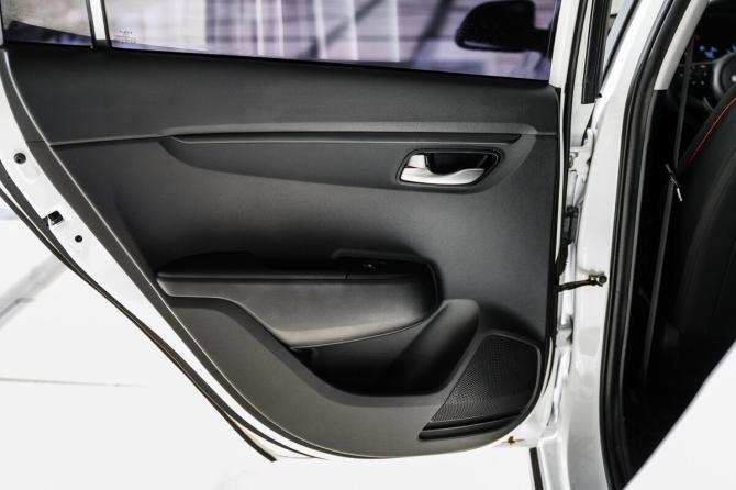 Kia Rio IV Рестайлинг с пробегом 2022 года, цена 1 850 000 рублей, 57121 км, хэтчбек, Автокод Объявления
