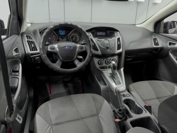 Ford Focus III с пробегом 2012 года, цена 640 000 рублей, 278361 км, хэтчбек, Автокод Объявления