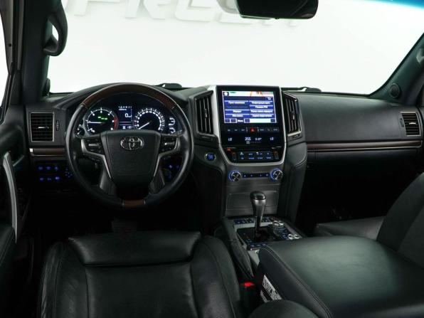 Toyota Land Cruiser 200 Series Рестайлинг 2 с пробегом 2020 года, цена 8 985 055 рублей, 72397 км, внедорожник, Автокод Объявления