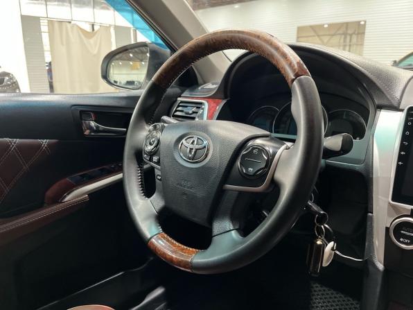Toyota Camry VII (XV50) с пробегом 2014 года, цена 1 297 000 рублей, 337274 км, седан, Автокод Объявления