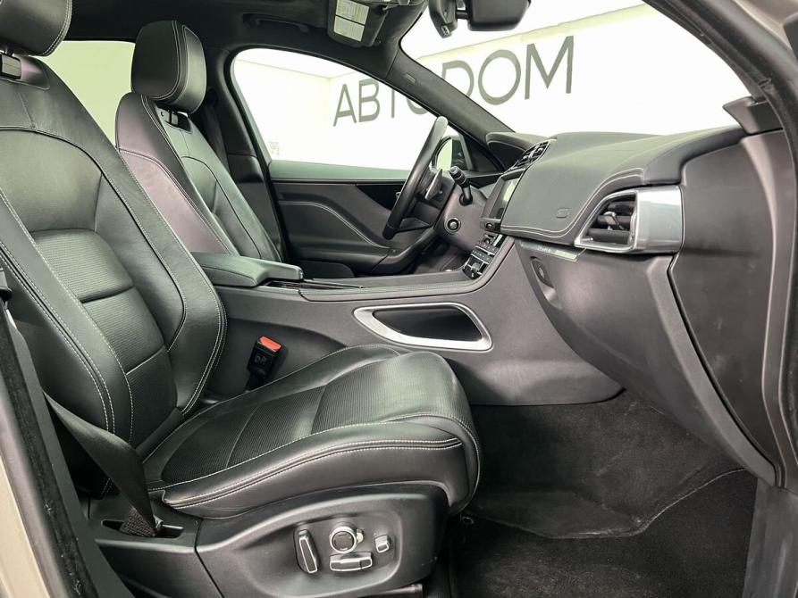 Jaguar F-Pace I Москва  - изображение 9