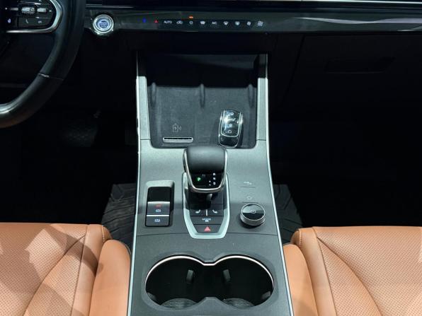 Omoda C5 I с пробегом 2024 года, цена 1 880 000 рублей, 43001 км, внедорожник, Автокод Объявления