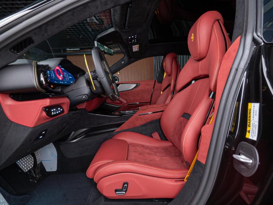 Ferrari Purosangue Москва  - изображение 14