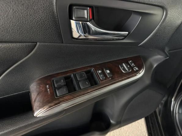 Toyota Camry VII (XV50) Рестайлинг с пробегом 2016 года, цена 1 859 000 рублей, 173000 км, седан, Автокод Объявления