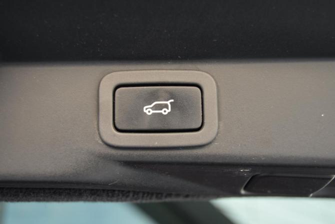 Land Rover Range Rover Sport II с пробегом 2015 года, цена 3 490 000 рублей, 209244 км, внедорожник, Автокод Объявления