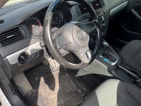 Volkswagen Jetta VI с пробегом 2013 года, цена 1 217 000 рублей, 143000 км, седан, Автокод Объявления