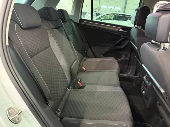 Volkswagen Tiguan II с пробегом 2018 года, цена 2 077 000 рублей, 139000 км, внедорожник, Автокод Объявления